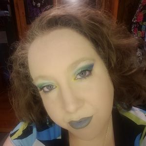 Meet your Posher, Patricia